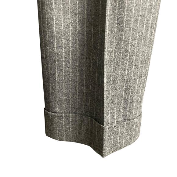 Max Mara Wool Blend Gray Pinstripe Pleated Cuffed Trouser Pants Womens US 2 - Picture 2 of 8